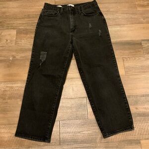 Universal Thread women vintage straight black Jeans size 10/30 short distressed